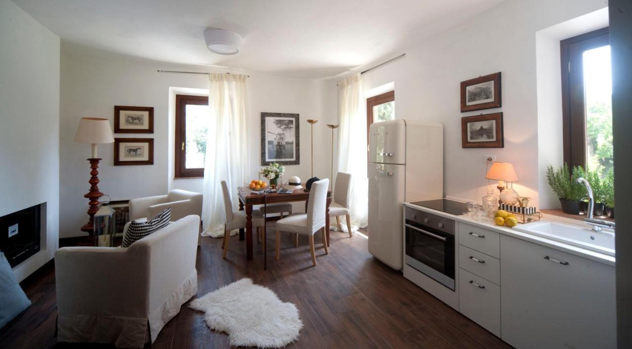 Residenza Antica Flaminia Villa ชีวีตา กาสเตลลานา ภายนอก รูปภาพ